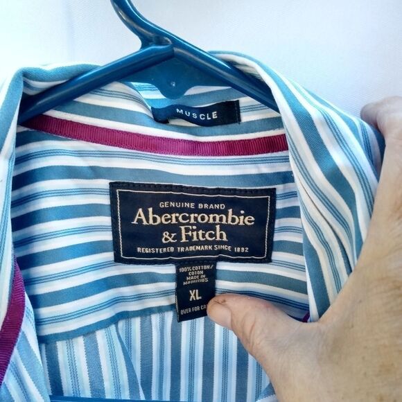Abercrombie and Fitch shirt - Picture 2 of 3